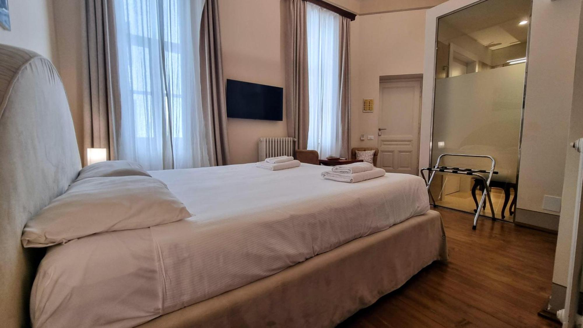 Le Saline Luxury Guest House Триест Экстерьер фото
