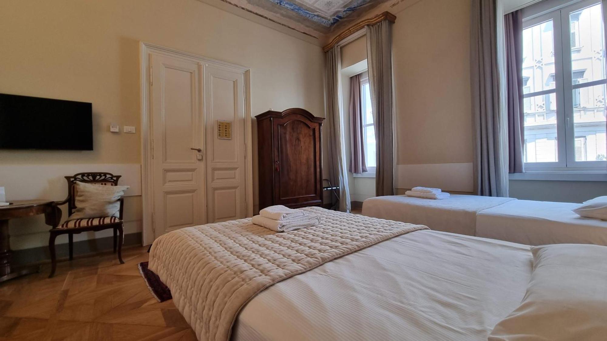 Le Saline Luxury Guest House Триест Экстерьер фото